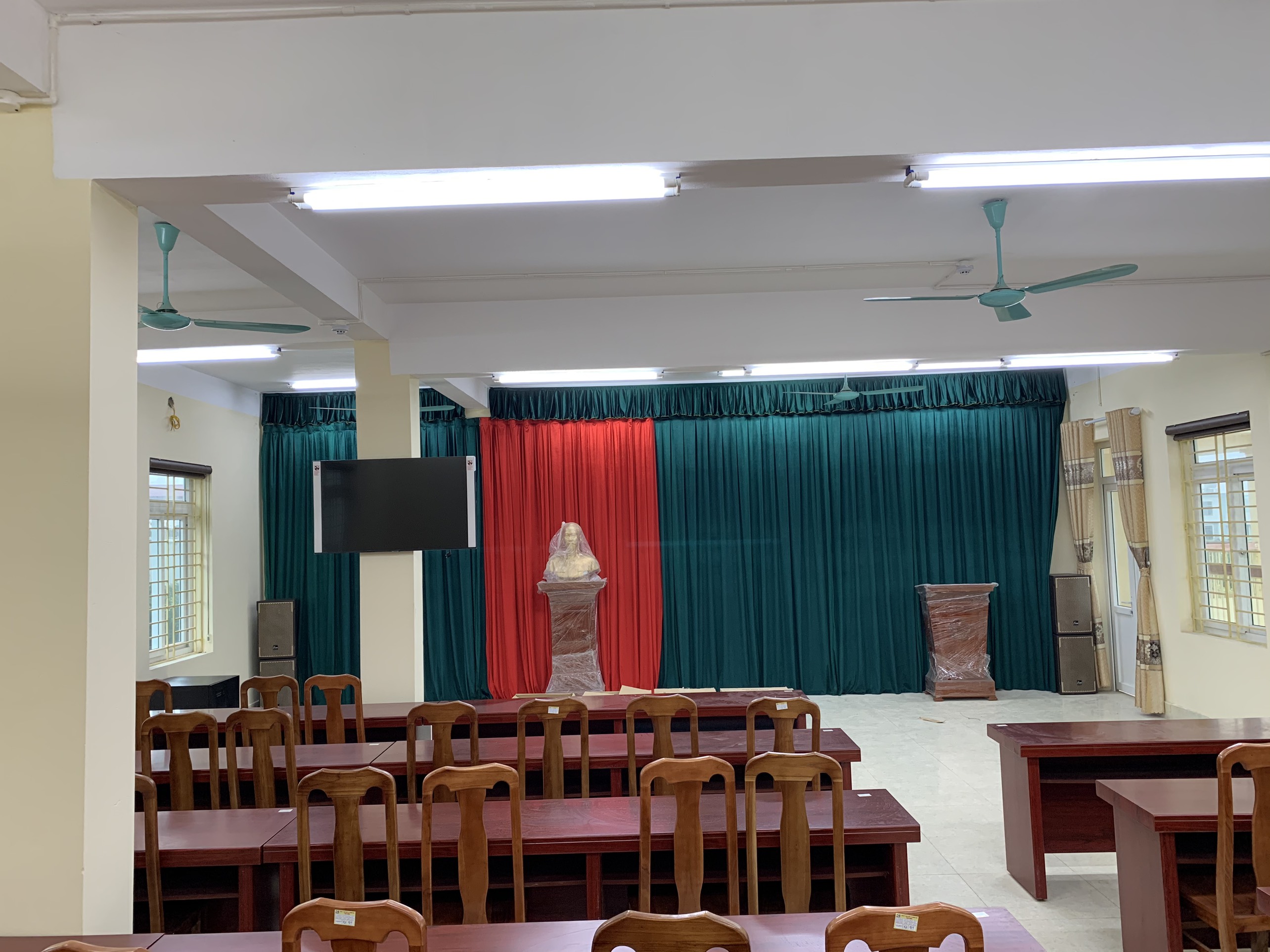 Lắp đặt âm thanh tại trường tiểu học phường Duy Minh